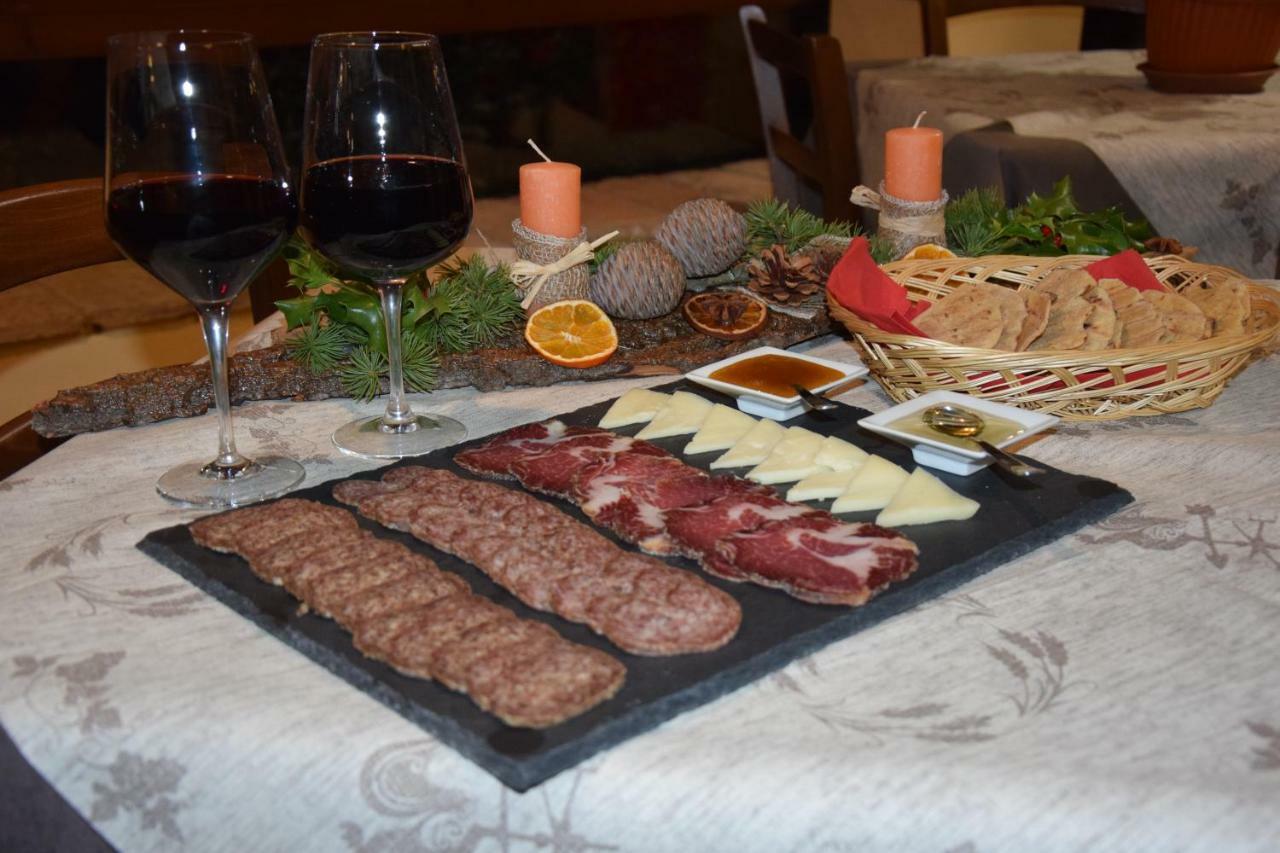פבריאנו Agriturismo Gioie Di Campagna מראה חיצוני תמונה