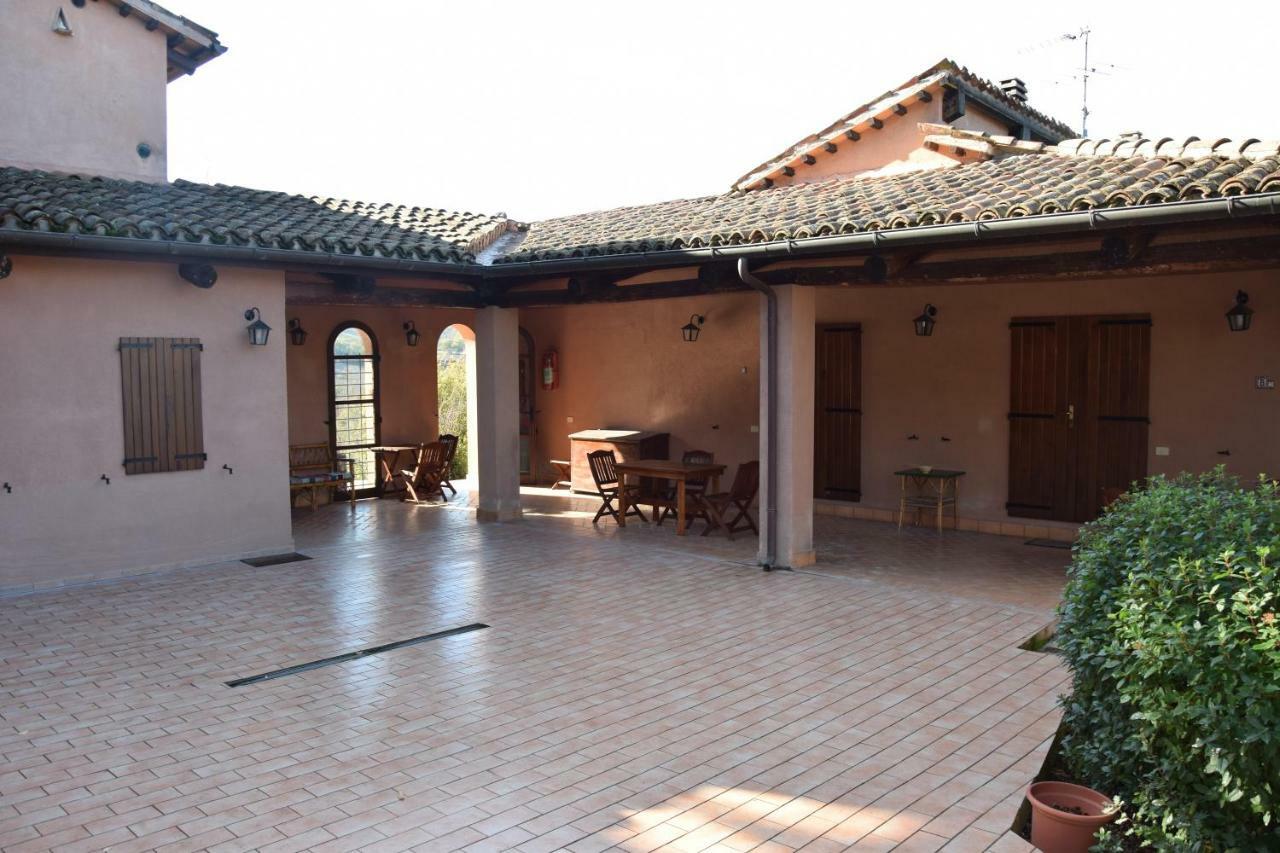 פבריאנו Agriturismo Gioie Di Campagna מראה חיצוני תמונה