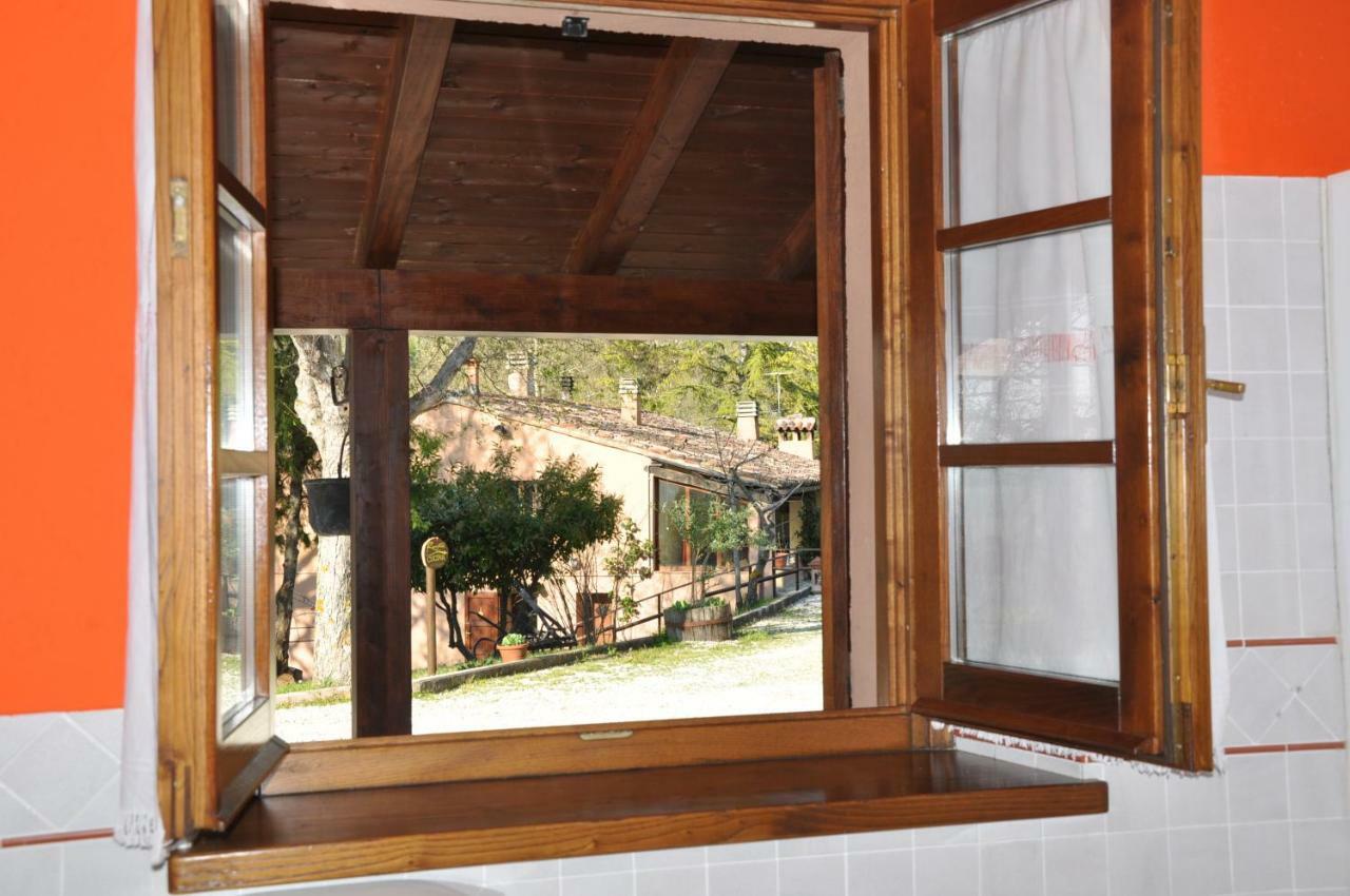 פבריאנו Agriturismo Gioie Di Campagna מראה חיצוני תמונה